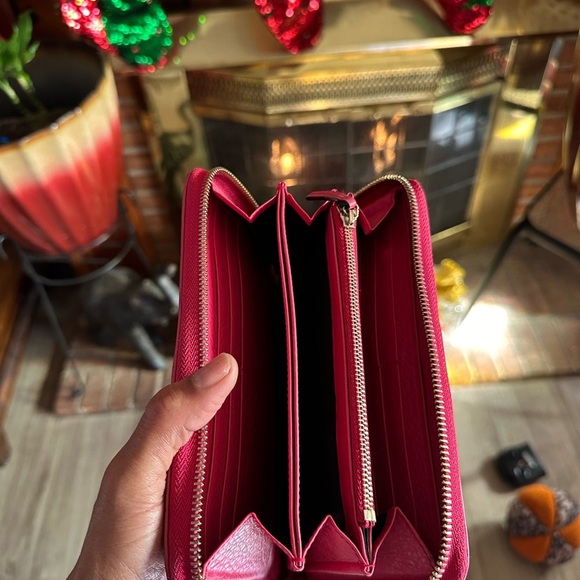 Authentic GUCCI Sukey Wallets leather - Picture 5 of 6